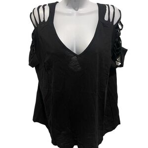NWT SHEIN CURVE Womens Distressed Black V Neck TShirt Size 1X